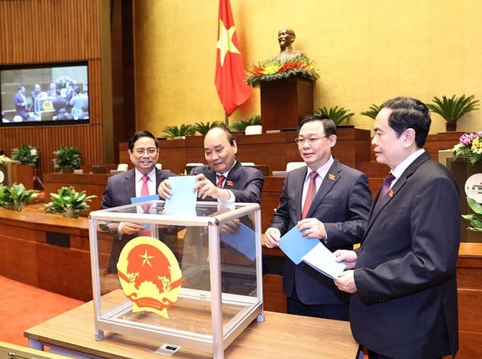 Chủ tịch Quốc hội Vương Đình Huệ nhấn mạnh, việc kiện toàn nhân sự tại kỳ họp thứ 11 là bước chuyển giao quan trọng.