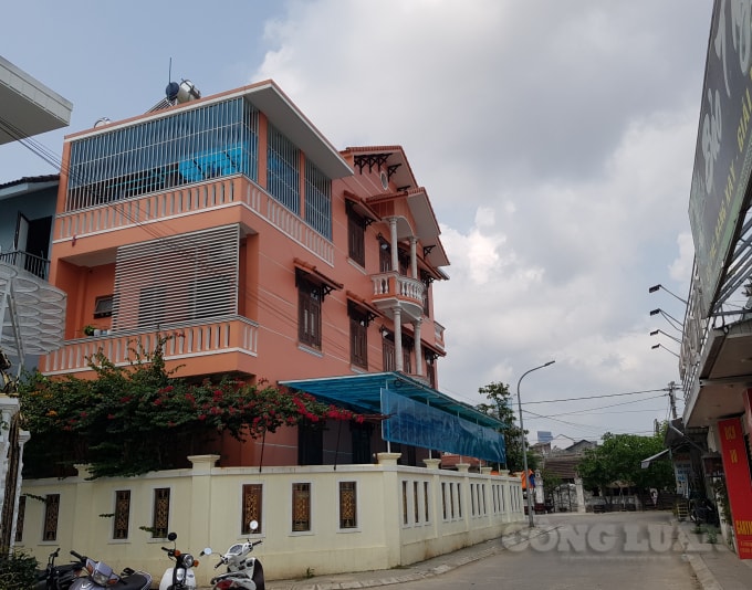 Hiện trạng ngôi nhà cao tầng ở lô đất A7 tổ số 3, khu vực 5 (phường An Đông, TP Huế).