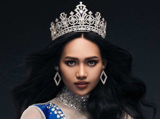 Hoa hậu Hòa bình Myanmar đã được cho là đang phải đối mặt với lệnh bắt giữ của chính quyền quân sự.