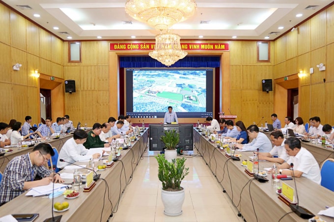 Quang cảnh cuộc họp.
