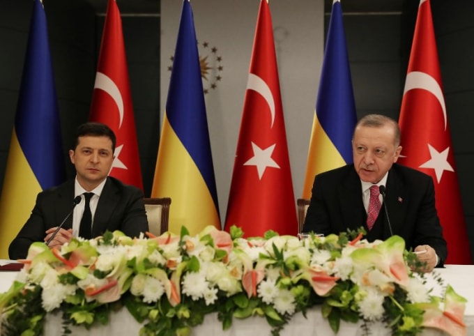 Thổ Nhĩ Kỳ và Ukraine đàm phán tăng cường hợp tác trong đó có lĩnh vực quốc phòng - Ảnh: Reuters
