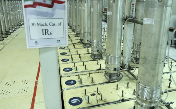 Iran mới đưa vào vận hành một số máy ly tâm làm giàu uranium tiên tiến mới - Ảnh: Reuters