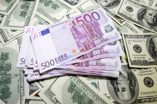 Đồng USD bất ngờ mất đà hồi phục