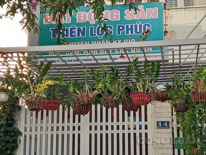 Trụ sở công ty thường xuyên đóng cửa, chỉ mở khi có người gọi