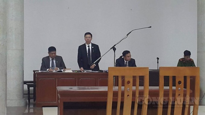 Luật sư bào chữa cho bị hại yêu cầu hoãn phiên tòa để triệu tập nhân chứng