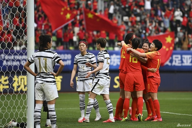 Tuyển nữ Trung Quốc thắng kịch tính Hàn Quốc để giành vé dự Olympic. Ảnh: Sina