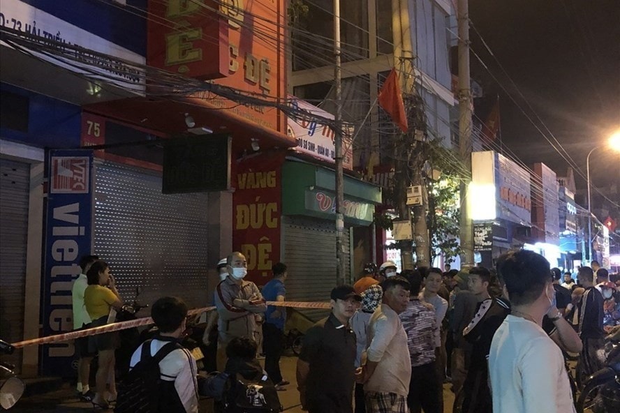 Hiện trường vụ nổ tiệm vàng tại Hải Phòng tối 17/3. Ảnh: laodong.vn