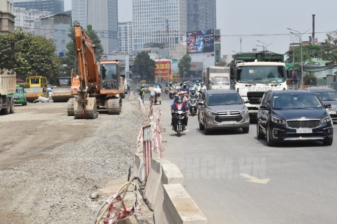 TPHCM yêu cầu tạm ngưng thi công đào đường trong dịp nghỉ lễ. Ảnh minh họa