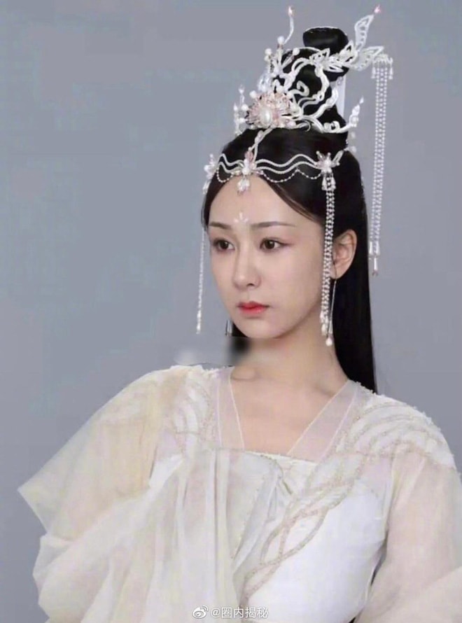 Dương Tử vào vai nữ chính Nhan Đàm 