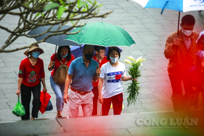 Để Lễ giỗ Tổ, Lễ hội Đền Hùng diễn ra an toàn, trang nghiêm, thành kính, tỉnh Phú Thọ chỉ đạo các ngành liên quan tập trung xây dựng kế hoạch chi tiết, bảo đảm các điều kiện phòng, chống dịch Covid-19.