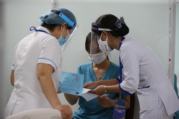 Sáng 19/4, Việt Nam ghi nhận thêm 1 ca mắc COVID-19