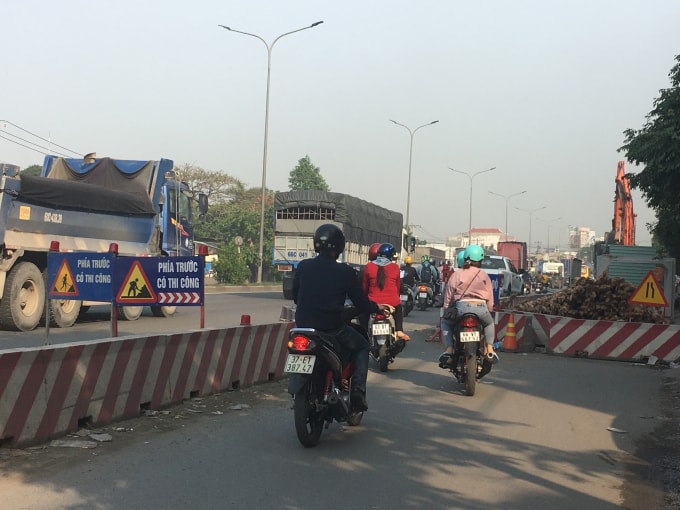Nguy hiểm rình rập tại công trình thi công QL51