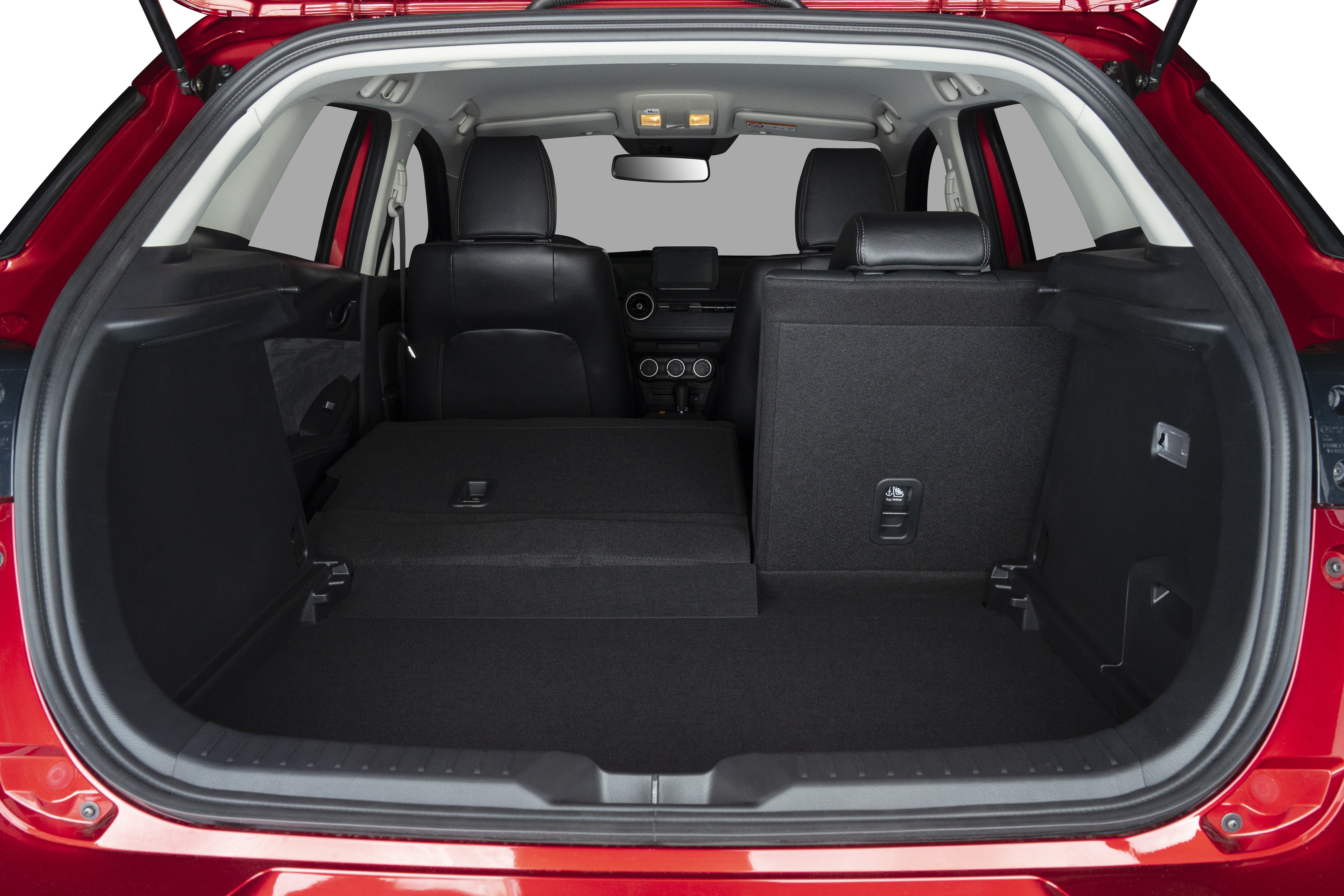 Khoang sau của CX-3. Ảnh: Mazda