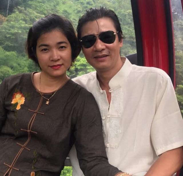 Anh cùng vợ mở hàng ăn nhỏ và kinh doanh suốt 16 năm qua.