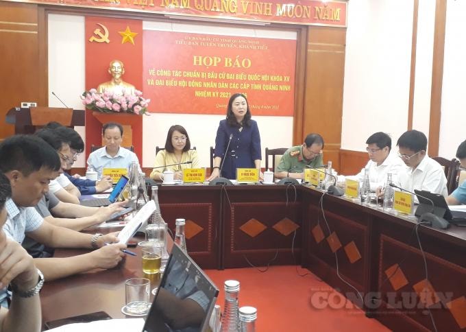 Họp báo về công tác tuyên truyền công tác bầu cử ĐBQH khóa XV và đại biểu HĐND các cấp, nhiệm kỳ 2021-2026 do tỉnh Quảng Ninh tổ chức. Ảnh: Nguyễn Quân.