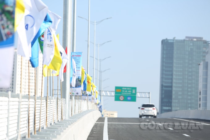 Đường Vành đai 3 trên cao (đoạn Mai Dịch - Nam Thăng Long) chính thức thông xe, đi vào khai thác vào ngày 11/10/2020
