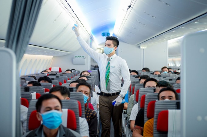 Đội ngũ nhân viên tận tình, chuyên nghiệp của Bamboo Airways
