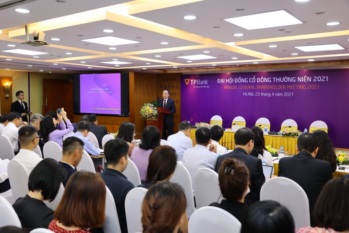 Ngân hàng TMCP Tiên Phong tổ chức họp Đại hội đồng cổ đông thường niên năm 2021.