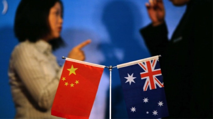 Chính quyền Bắc Kinh đe dọa sẽ đáp trả sau động thái của Canberra. Ảnh: Getty.