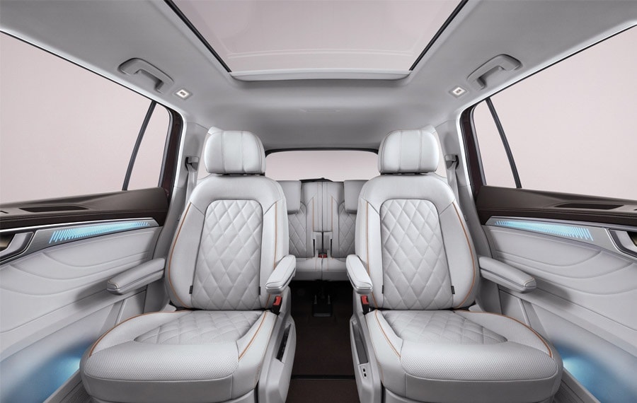 Giá bán của xe chưa được công bố. Ảnh: VW