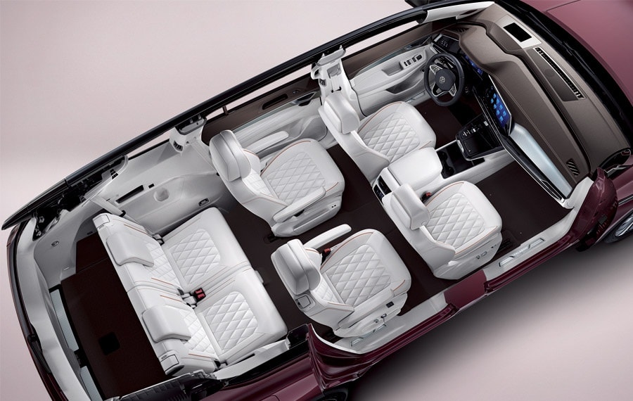 Chỗ ngồi của xe rất rộng rãi. Ảnh: VW