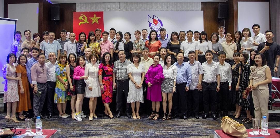 Các Đại biểu tham dự Đại hội chụp ảnh lưu niệm. Ảnh: Hữu Mạnh