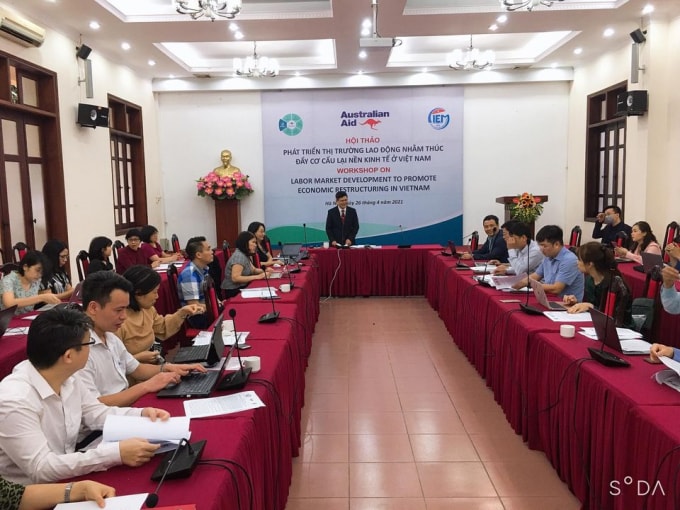Quang cảnh buổi hội thảo.