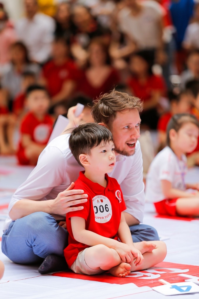 Super Tots 2021 còn mang tới cơ hội trải nghiệm cho các phụ huynh khi được thử sức và cùng con chinh phục các chặng đua