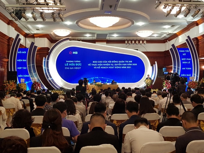Sáng ngày 27/4, Ngân hàng TMCP Quân đội (MB) tổ chức Đại hội đồng cổ đông thường niên 2021.