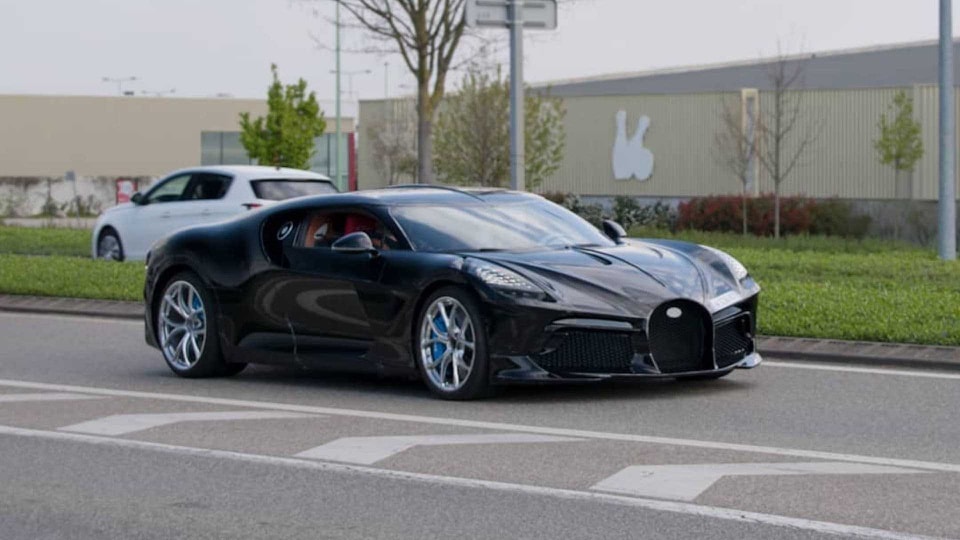 Siêu xe Bugatti La Voiture Noire. Ảnh: TL