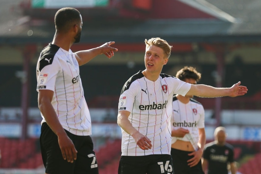 CLB Barnsley là ẩn số ở play-off giải hạng Nhất mùa này. Ảnh: Getty