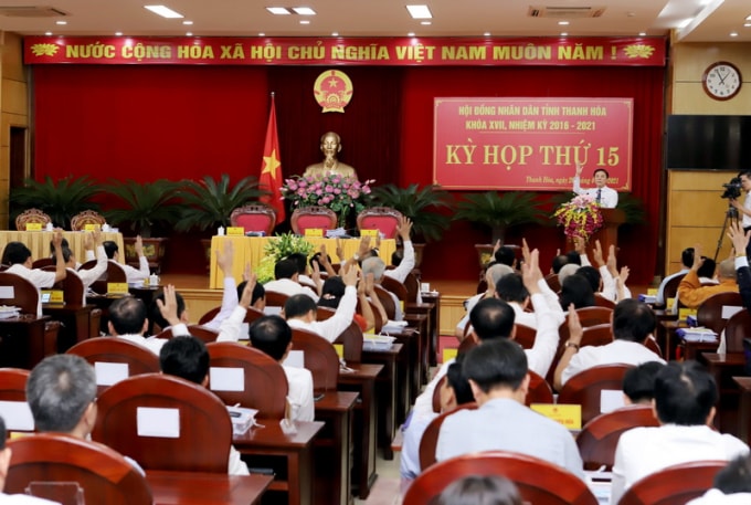 Kỳ họp thứ 15, HĐND tỉnh Thanh Hóa khóa XVII, diễn ra ngày 26/4 đã biểu quyết thông qua 23 nghị quyết, trong đó có Nghị quyết về chủ trương đầu tư dự án đường giao thông từ Vạn Thiện đi Bến En. Ảnh: Thanhhoagov.vn