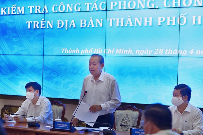 Phó Thủ tướng Trương Hòa Bình: Tuyệt đối không để dịch lây lan trong dịp lễ
