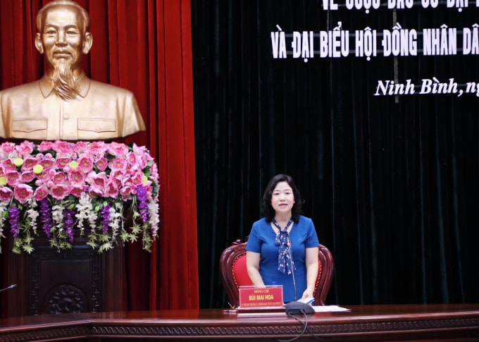 Đồng chí Bùi Mai Hoa, TVTU, Trưởng Ban Tuyên giáo Tỉnh ủy ghi nhận vai trò to lớn của công tác tuyên truyền góp phần vào thành công của kỳ bầu cử.