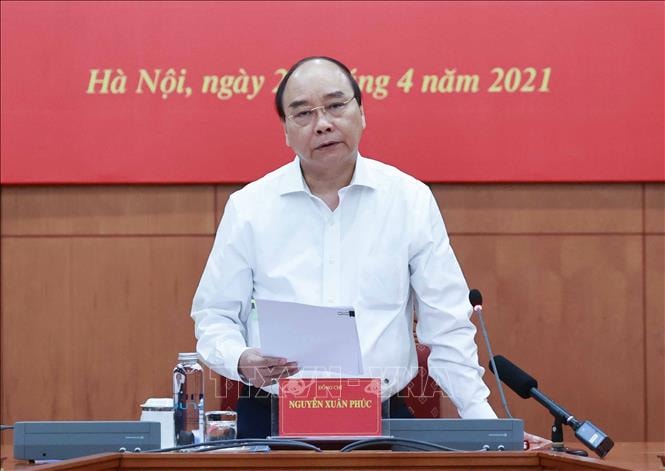 Chủ tịch nước Nguyễn Xuân Phúc, Trưởng Ban Chỉ đạo Cải cách Tư pháp Trung ương phát biểu tại Phiên họp. (Ảnh: TTXVN)
