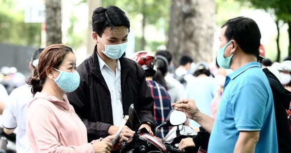 Người dân tỉnh Bắc Ninh bắt buộc phải đeo khẩu trang khi ra đường. Ảnh: minh họa