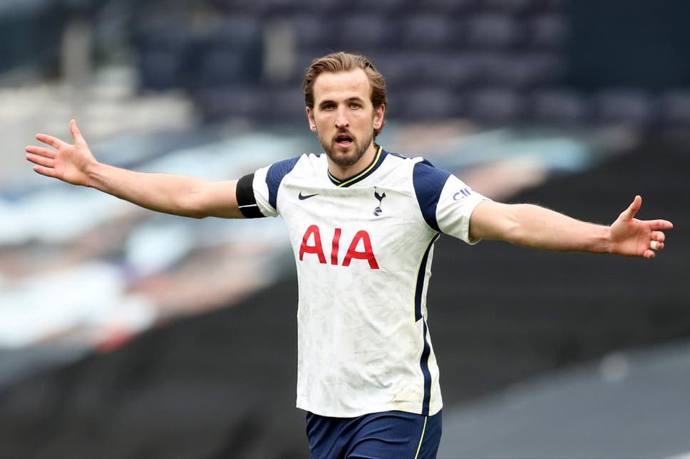 Sự hy sinh của Kane ở Tottenham không được đền đáp xứng đáng. Ảnh: Reuters