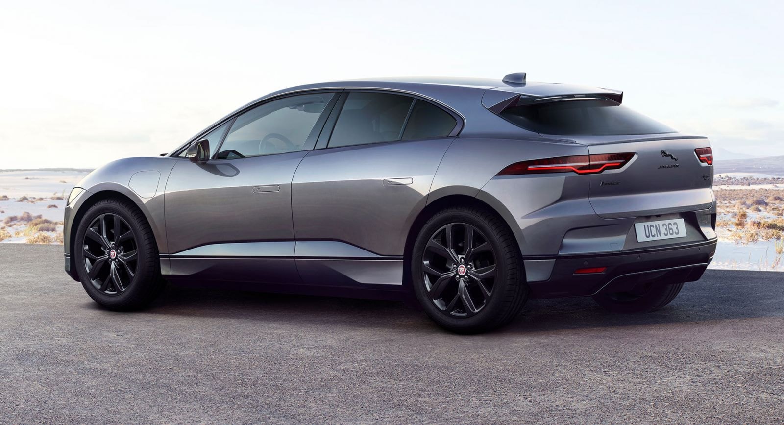 Ứng dụng Go I-PACE có sẵn cho iPhone hoặc Android. Ảnh: Jaguar