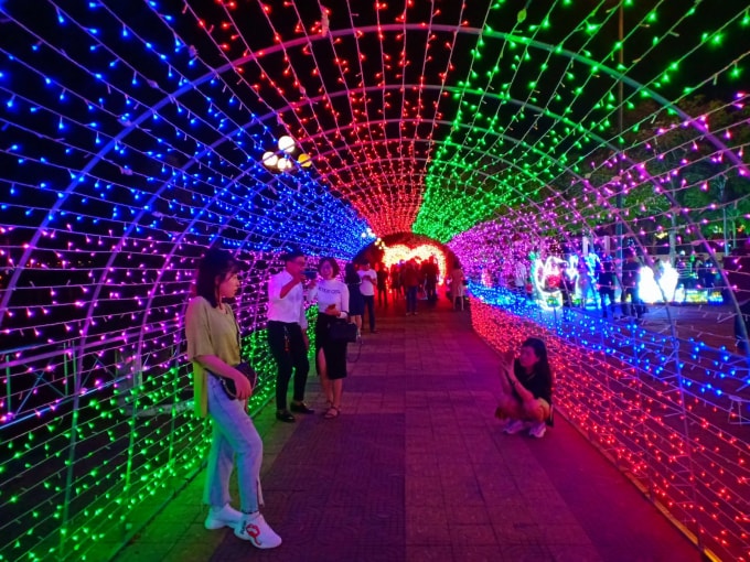 Cần Thơ tạm dừng sự kiện ra mắt tuyến phố đi bộ Ninh Kiều vào 18 giờ ngày 1/5 (Ảnh: Báo Cần Thơ)