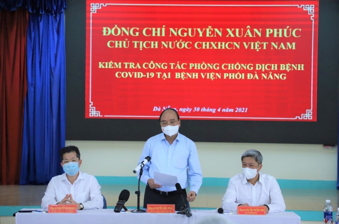Chủ tịch nước Nguyễn Xuân Phúc phát biểu chỉ đạo tại buổi làm việc.