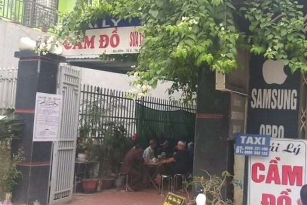 Hiệu cầm đồ, nơi xảy ra vụ việc