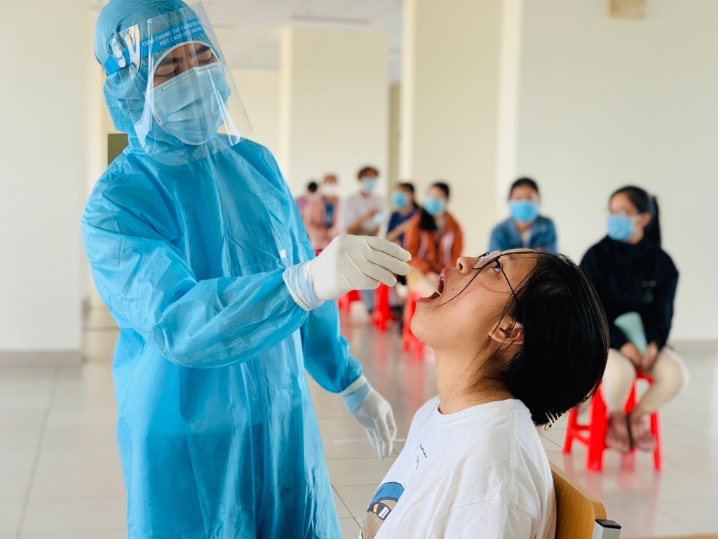 50 mẫu xét nghiệm ngẫu nhiên cho người dân Phú Quốc đều cho kết quả âm tính Covid-19. Ảnh: TL