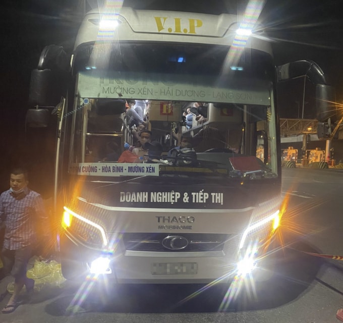 Chiếc xe khách trên xe chở 95 người, chở quá 57 người so với quy định.