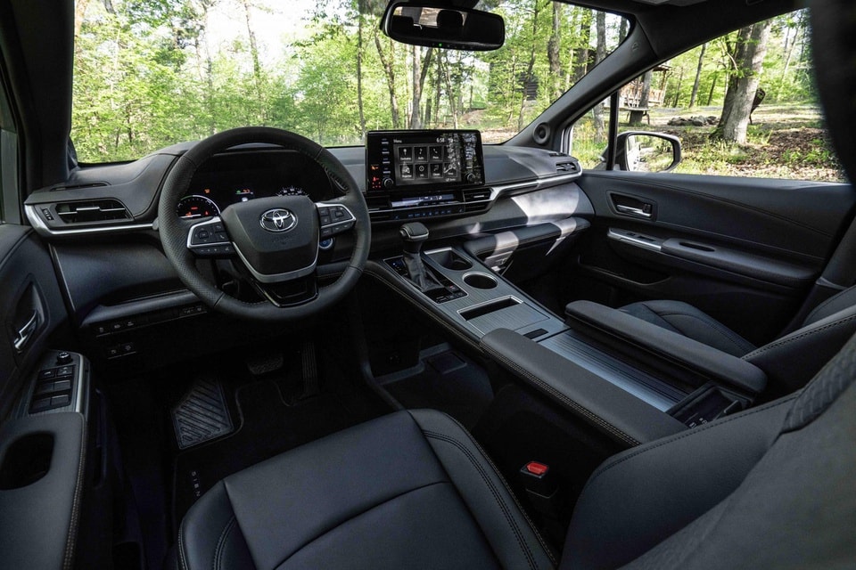 Toyota Sienna Woodland Special Edition. Ảnh: Toyota