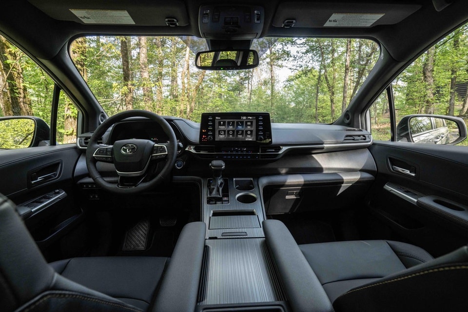 Toyota Sienna Woodland Special Edition. Ảnh: Toyota