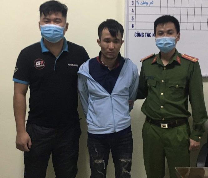 Trần Văn Hiếu tại cơ quan Công an