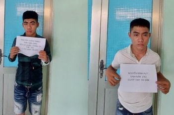 Hai đối tượng tại cơ quan Công an.