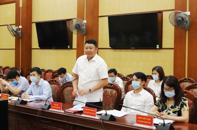 Ông Mai Xuân Thông, Tỉnh uỷ viên, Phó Chủ tịch Thường trực HHDN tỉnh Thanh Hoá phát biểu ý kiến đóng góp