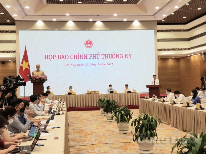 Quang cảnh họp báo.