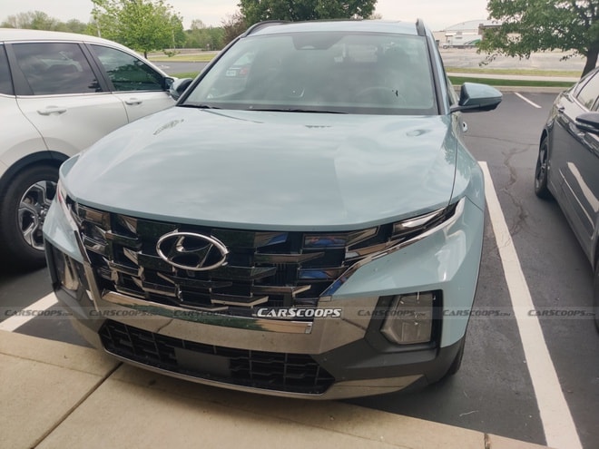 Hình ảnh bán tải Hyundai Santa Cruz bản thương mại bị bắt gặp trên đường phố của Mỹ. Ảnh: Carscoops